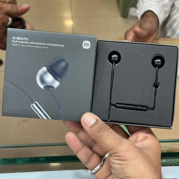 Mi-Type-C-Earphone.webp Mi Type C Earphone - Image 1